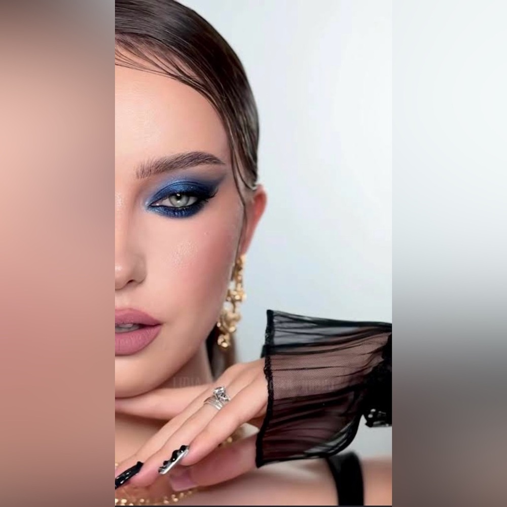Laura Geller Eye Shadow Palette - Picture 3 of 8